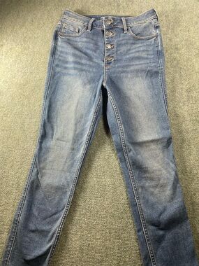 Old Navy Skinny High-Rise Button-Fly Jeans - Medium Blue Wash